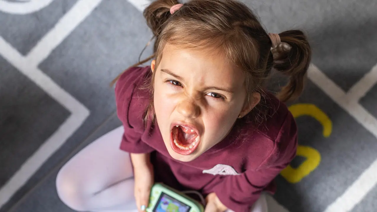 Tips Sederhana Agar Anak Belajar Tenang di Tengah Emosi yang Memuncak