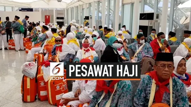 Baru terbang selama 2 jam Pesawat Garuda yang membawa jemaah haji dari Embarkasi Makassar haru balik ke Bandara Sultan Hasanuddin. Garuda menginformasikan ada kerusakan hidrolik pada roda pesawat  akibatnya jemaah haji terlambat 6 jam tiba di Madinah...