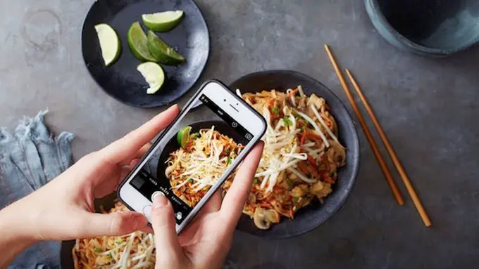 [Bintang] 6 Behind The Scene Foto Makanan Keren Instagram, Bikin Kaget!