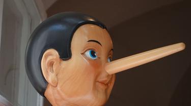 Alat Pendeteksi Kebohongan, Ternyata Hidung Malah Menyusut Ketika Sedang Berbohong