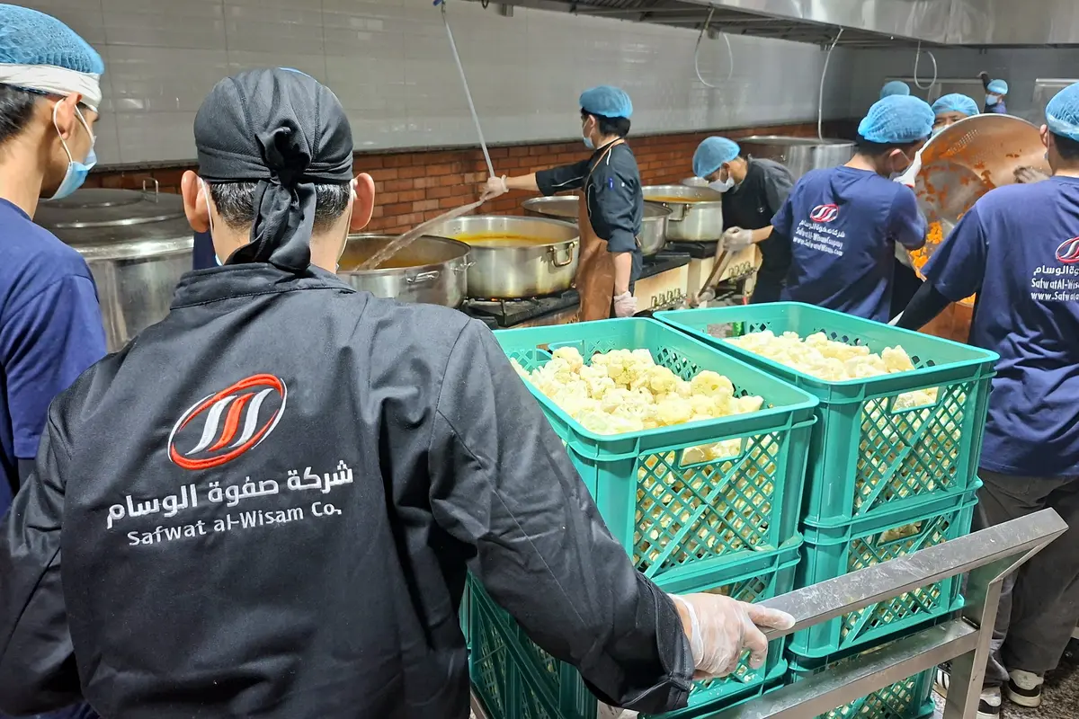 Kunjungan ke dapur katering konsumsi jemaah haji Indonesia, Safwat Al-Wisam Company, di Makkah, Senin 11 Mei 2026.