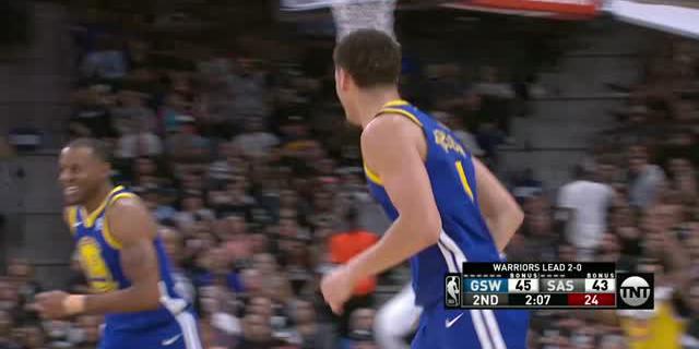 VIDEO : Cuplikan Pertandingan Palyoffs NBA, Warriors 110 vs Spurs 97