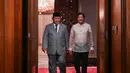 Menteri Pertahanan Republik Indonesia yang juga Presiden terpilih periode 2024-2029, Prabowo Subianto melakukan kunjungan kerja ke Filipina. (Jam Sta Rosa/POOL/AFP)