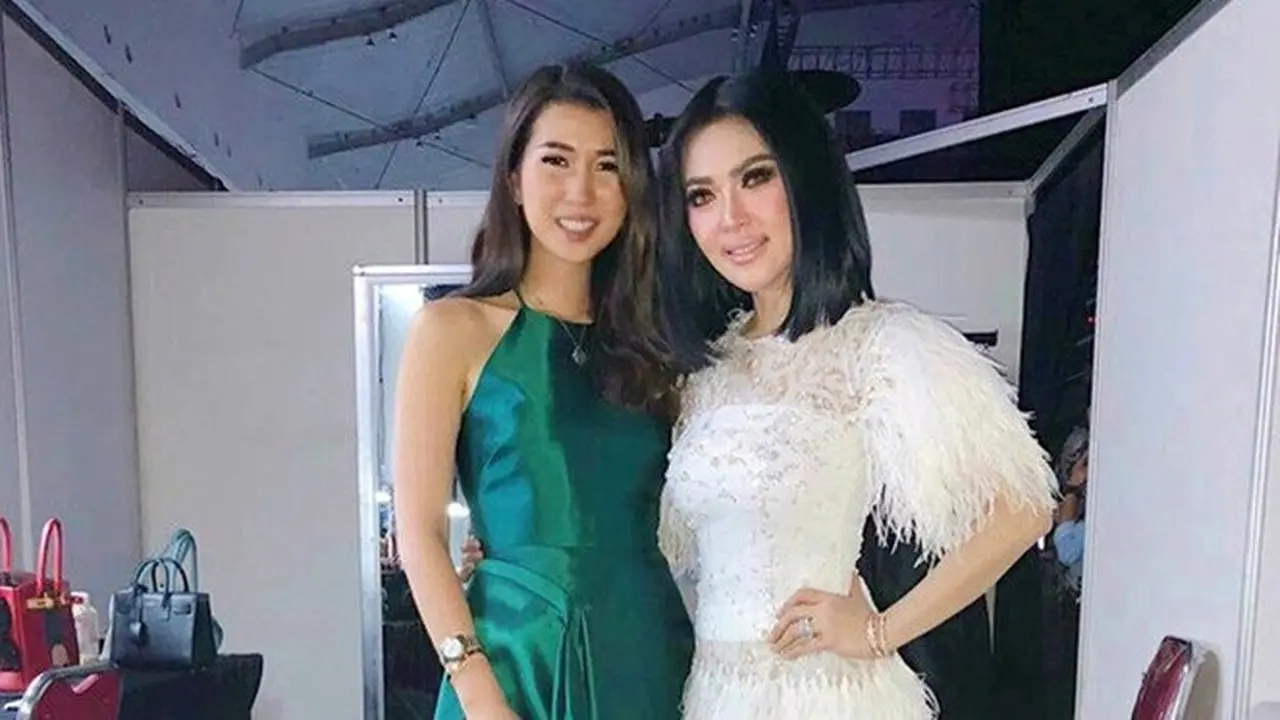 Bak Kakak Beradik, Ini 7 Potret Kedekatan Christie Hartono dan Syahrini