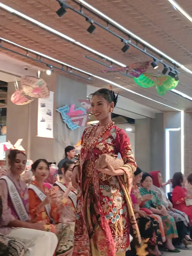 Hari Kebaya Nasional 2026 di Sarinah Thamrin, Jakarta, Jumat (24/7/2026)  (Liputan6.com/Nurri Indah)