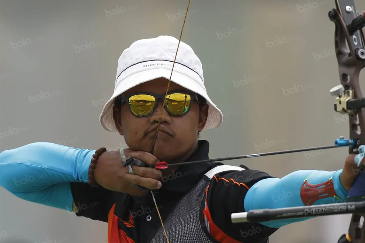 Riau Ega Agatha