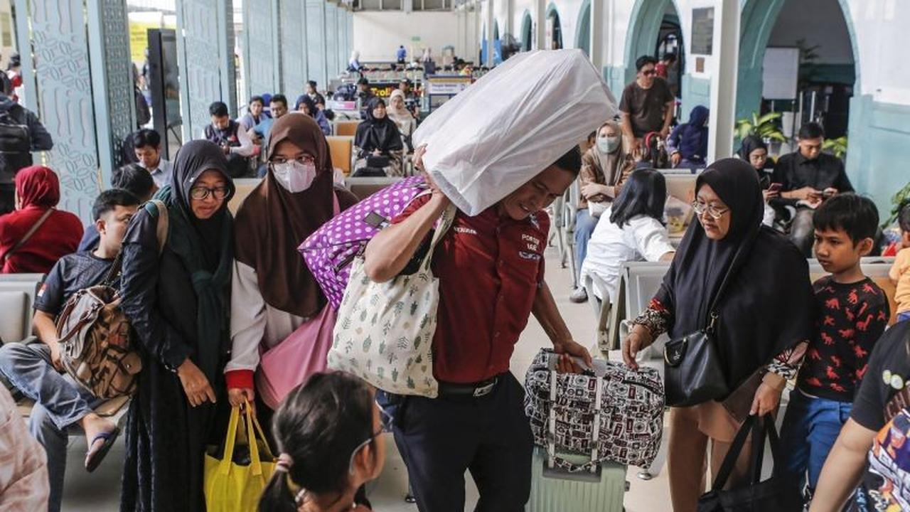 DKI Jakarta Gencarkan Antisipasi Cuaca Ekstrem, Dari Modifikasi Langit Hingga Penataan Kota