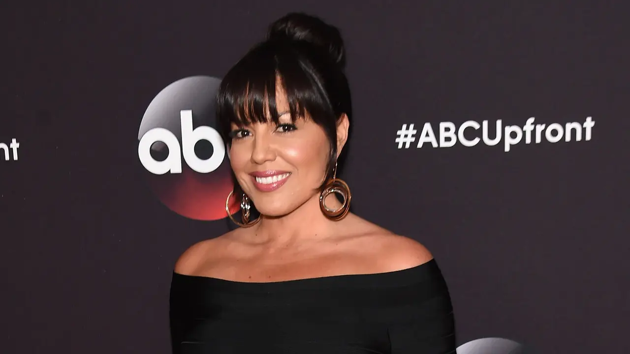 Bintang Grey's Anatomy Ini Akui Dirinya Biseksual