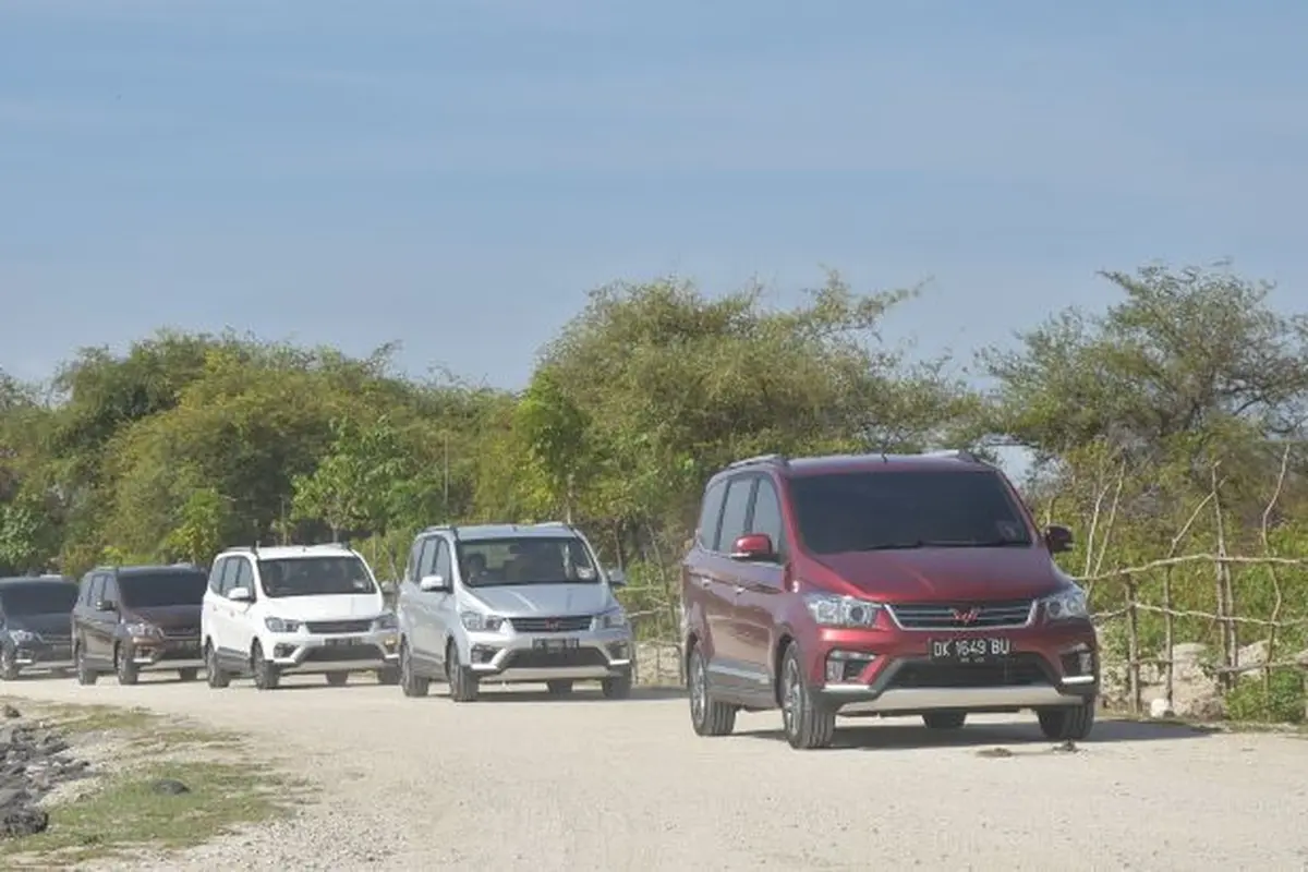 Wuling Confero S