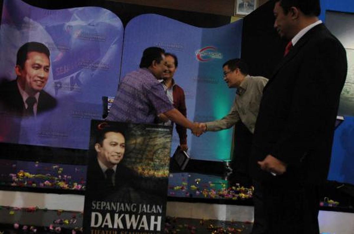 Tifatul rilis 'Sepanjang Jalan Dakwah'
