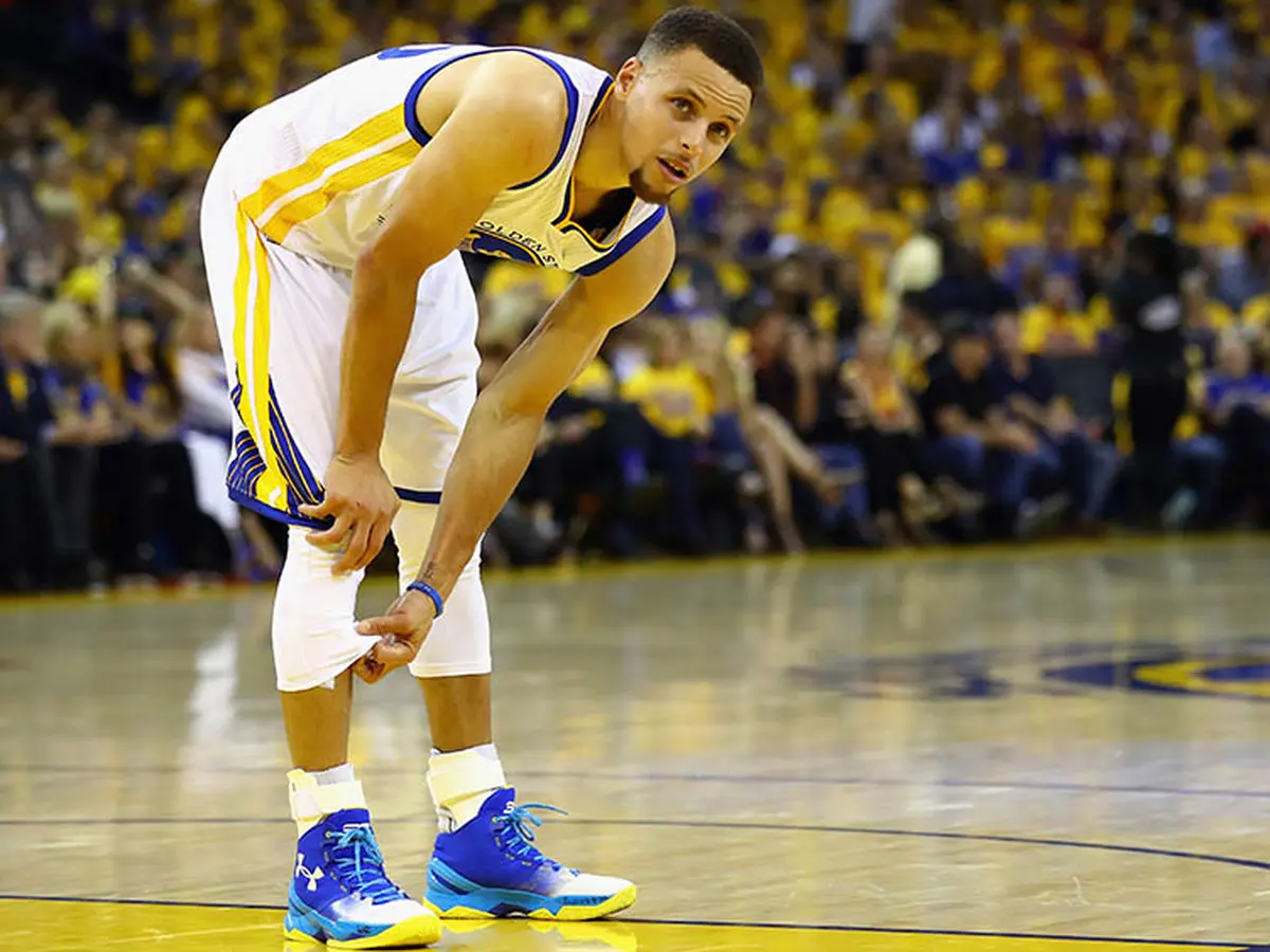 Sepatu on sale stephen curry