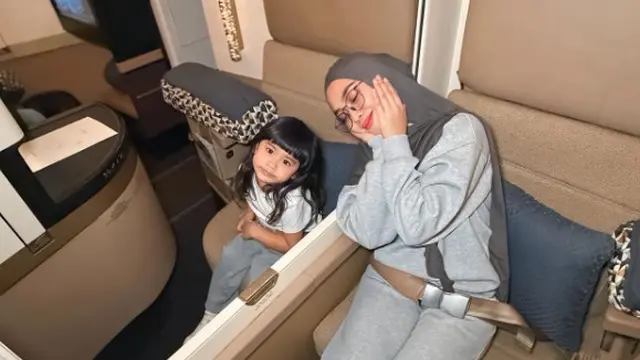Potret Liburan Ria Ricis dan Moana di Dubai