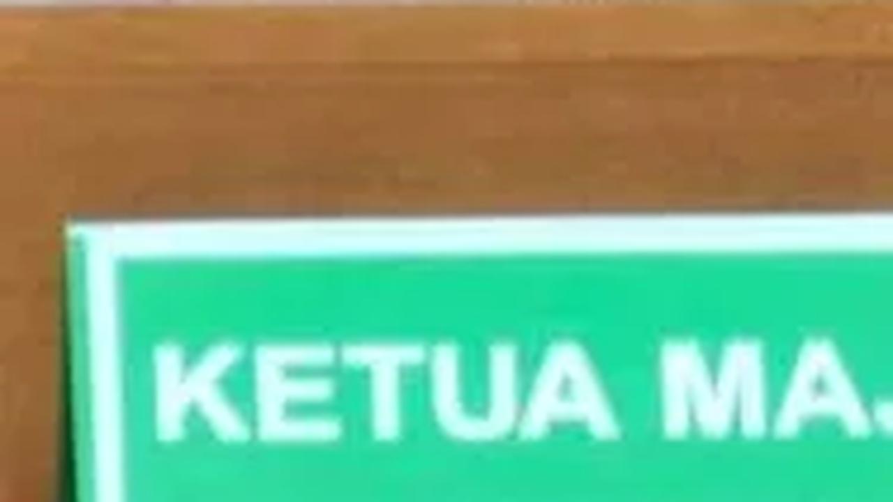 Putusan lepas itu dibacakan majelis hakim Grace Martha Situmorang di Pengadilan Negeri Sibolga, Rabu (26/7) kemarin.
