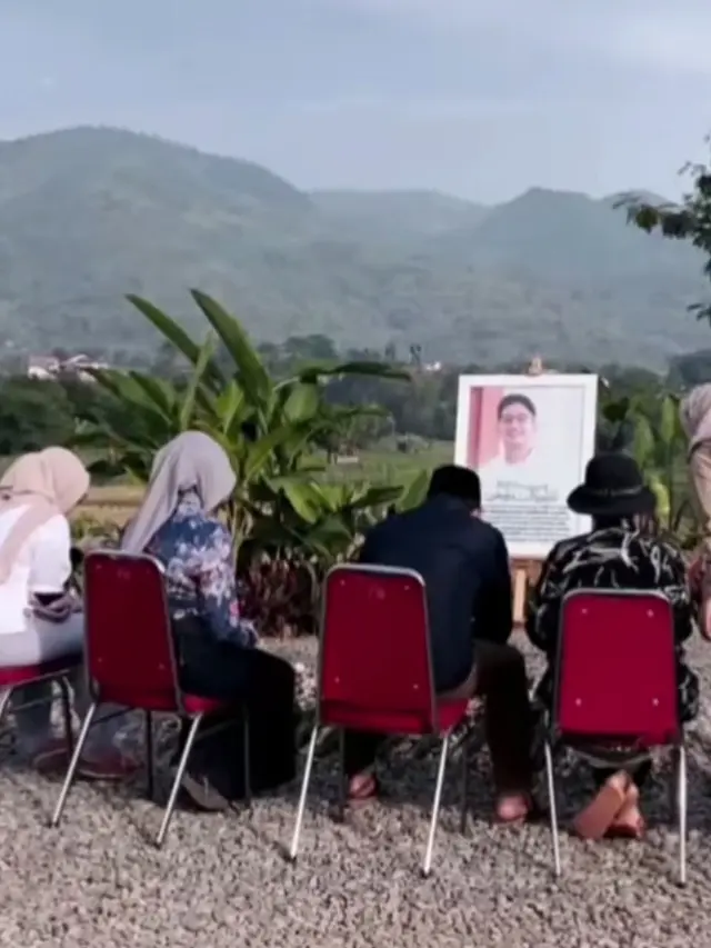 Keberangkatan Ibadah Haji Ridwan Kamil