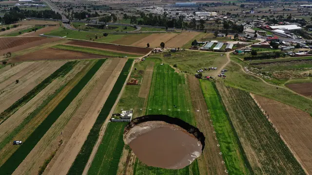 Sinkhole Raksasa di Meksiko