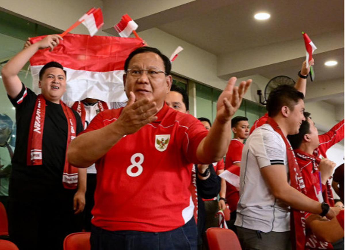 Saking Gembira, Presiden Prabowo Langsung Keluarkan Gaya Andalan Usai Timnas Indonesia Tumbangkan China