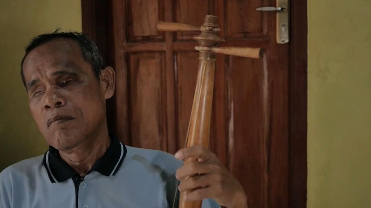 Mengalun Nada Indah