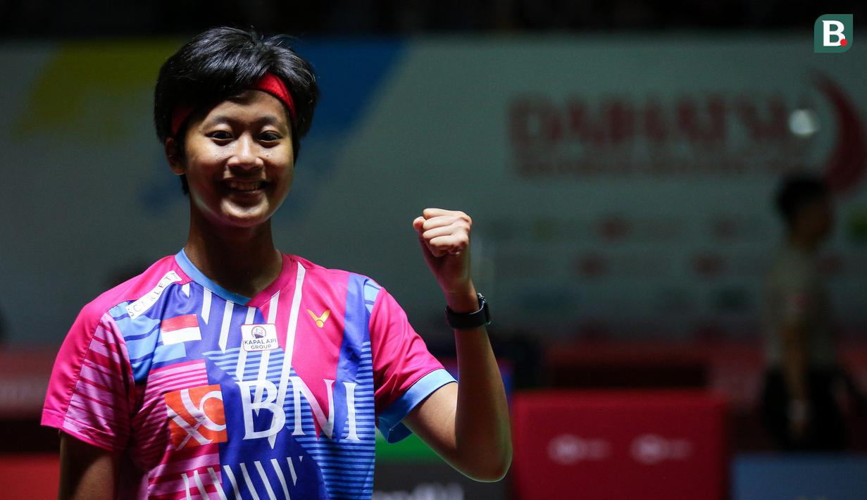 Dua wakil Indonesia di sektor tunggal putri, Gregoria Mariska Tunjung dan Putri Kusuma Wardani berhasil melaju ke babak 16 besar turnamen bulu tangkis Indonesia Masters 2023 yang menjadi rangkaian BWF Super Series kategori super 500 setelah dengan susah payah mengatasi lawan-lawanya di babak 32 besar yang digelar di Istora Gelora Bung karno, Senayan, Jakarta, Rabu (25/1/2023). (Bola.com/Bagaskara Lazuardi)