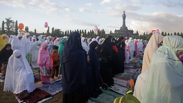 Melihat Pelaksanaan Salat Idul Fitri di Sejumlah Negara