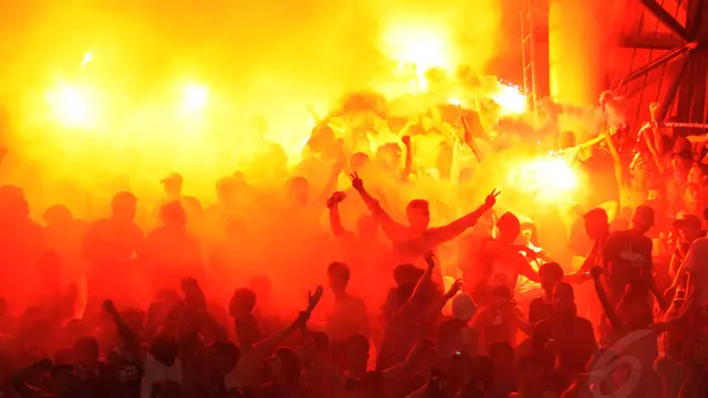 Persib Bandung Tuntaskan Penantian Gelar Juara ISL