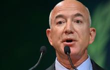 Jeff Bezos Pernah “Iseng” Telepon CS Kantornya, Reaksinya Malah Buat Dia Tertawa