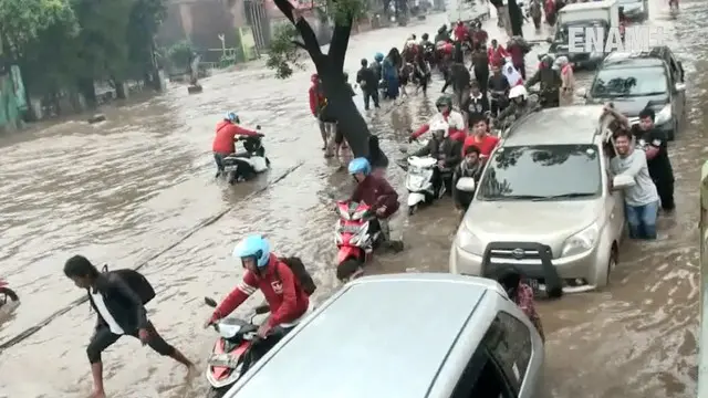 Selain Baleendah dan Dayeuhkolot banjir Bandung juga meremdam kawasan Rancaekek. Banjir membuat jalan Bandung menuju Garut terendam dan nyaris tidak bisa dilalui