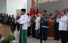 Momen Jokowi Didampingi Prabowo-Khofifah Resmikan Dua Rumah Sakit TNI di Surabaya