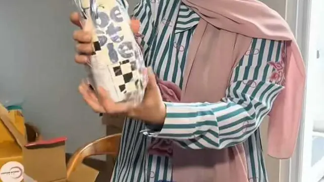Mengintip Isi Hampers Ulang Tahun Rayyanza