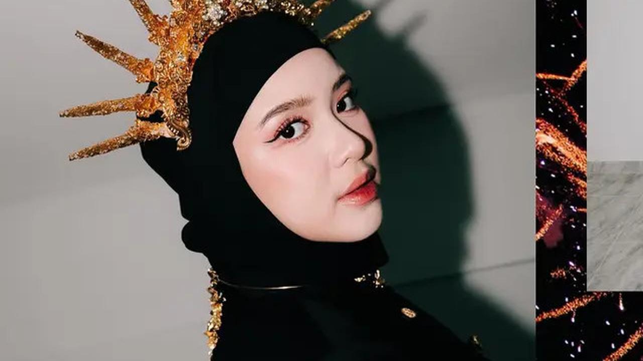 7 Potret Tiara Andini di Pembukaan PON XXI 2024 Ini Banjir Pujian