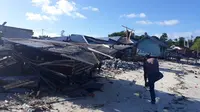 Ratusan rumah warga rusak dan rata dengan tanah pasca gempa Maluku. (Liputan6.com/Hairil Hiar)