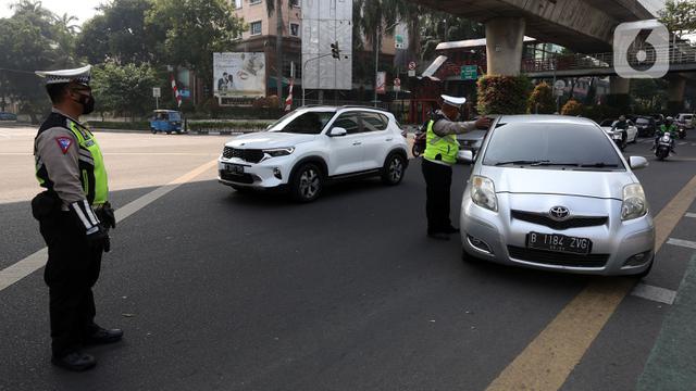 Uji Coba Tilang Uji Emisi