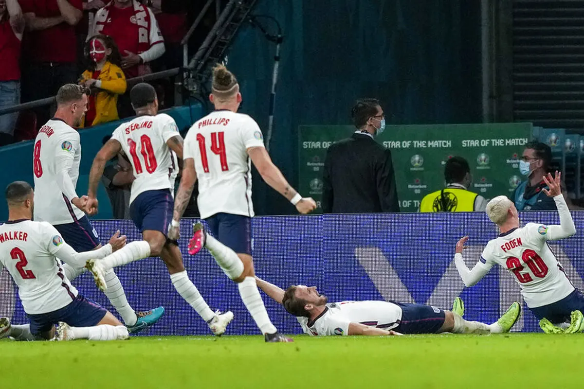 Inggris ke Final Euro 2020 Usai Taklukkan Denmark 2-1