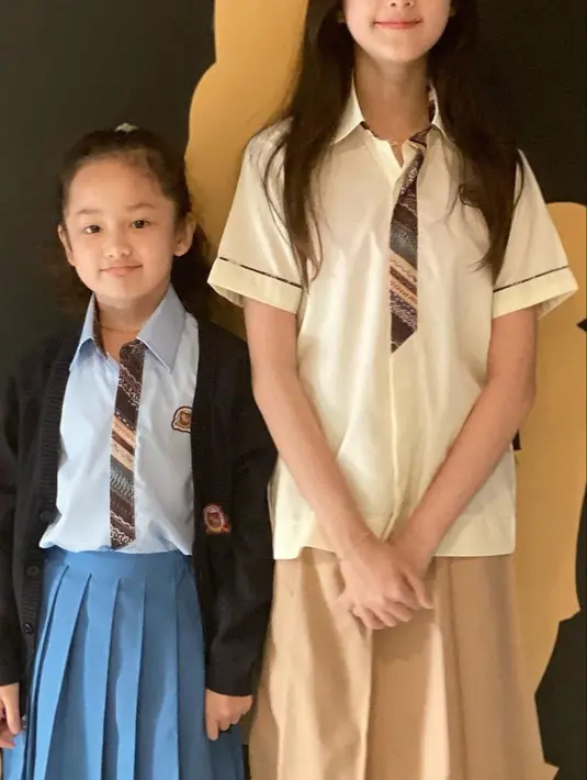 Seperti ini gaya Shakeela Eleanor, atau Elea yang juga sudah lulus SD. Ia termasuk lebih muda untuk ukuran anak SMP. [Instagram/ussypratama]