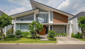 Rumah 1 Lantai Kontemporer dengan Atap Asimetris/Model Rumah 1 Lantai dengan Permainan Ketinggian Plafon Depan yang Estetik (sumebr: gemini.com)