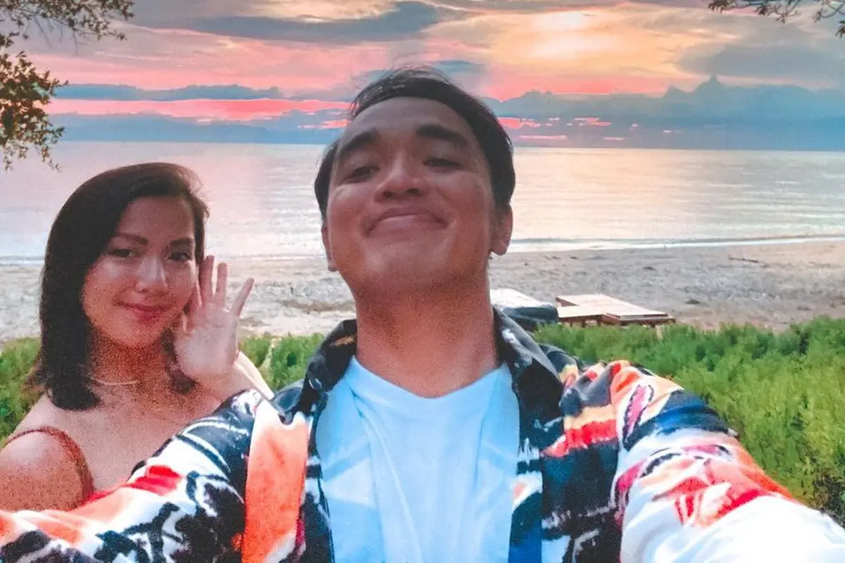 Dipha Barus dan Istri