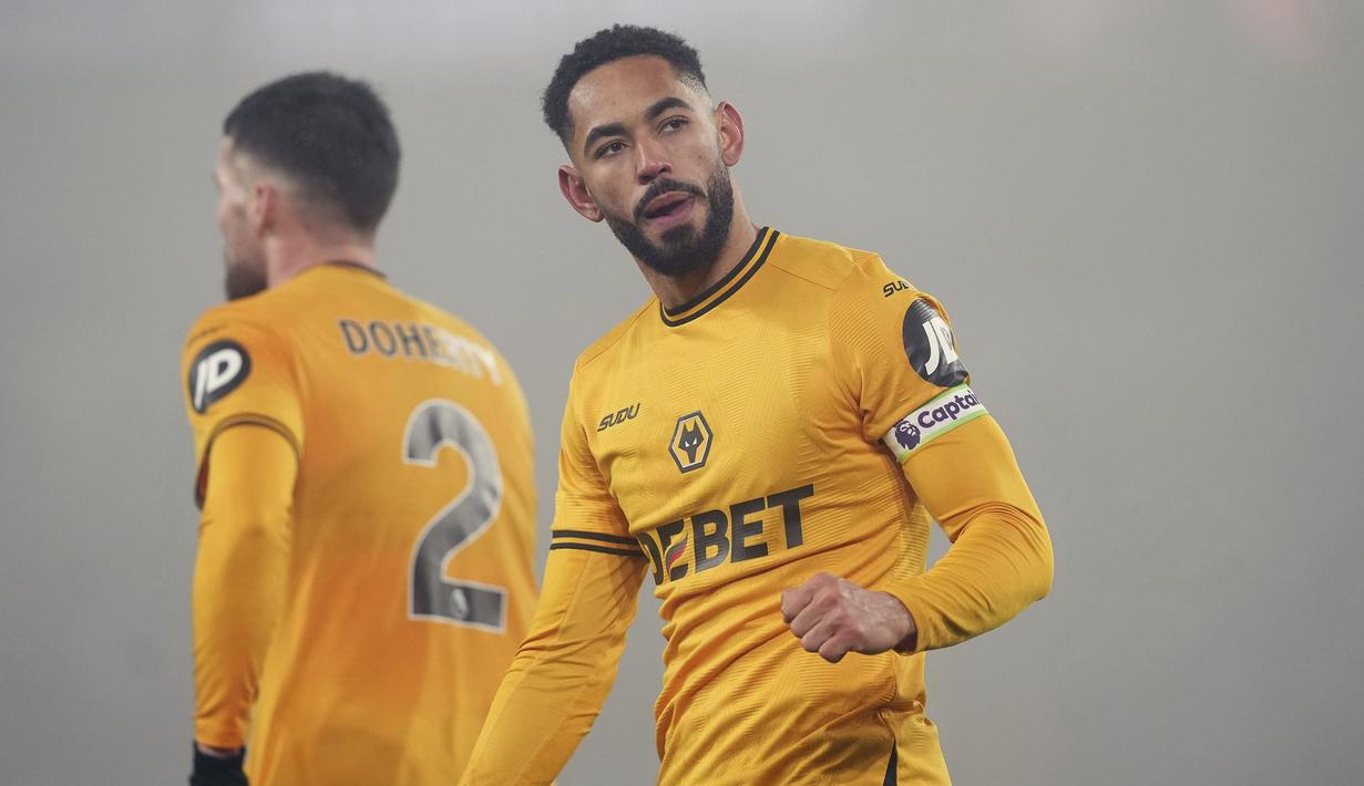 Pemain Wolves, Matheus Cunha merayakan golnya dari sepak pojok ke gawang Manchester United pada laga lanjutan Liga Inggris 2024/2025 yang berlangsung di Molineux Stadium, Wolverhampton, Inggris, Jumat (27/12/2024) WIB. (AP Photo/PA/David Davies)