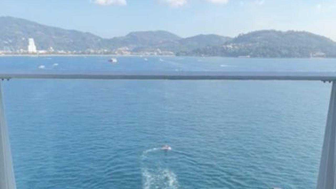 Pengalaman Liburan Naik Kapal Pesiar Terbesar<br>