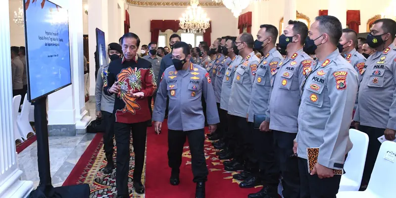 Momen Jokowi Kumpulkan Kapolres Seluruh Indonesia di Istana