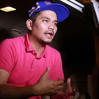 "Deddy bisa diluluhkan oleh Chika. Setuju aja. Ya mudah-mudahan enggak saling menyakiti," ucap Indra Bekti. (Deki Prayoga/Bintang.com)