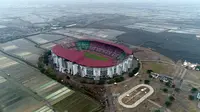 Stadion Gelora Bung Tomo (GBT) (Foto: Liputan6.com/Dian Kurniawan)