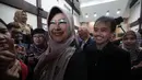 dr Tifauzia Tyassuma atau dikenal dokter Tifa bersama Roy Suryo usai mengikuti sidang pembacaan dakwaan perkara dugaan pencemaran nama baik terkait tudingan ijazah palsu Presiden ke-7 RI Joko Widodo di Pengadilan Negeri Jakarta Timur, Kamis (02/07/2026), (Kapanlagi.com/ Budy Santoso)