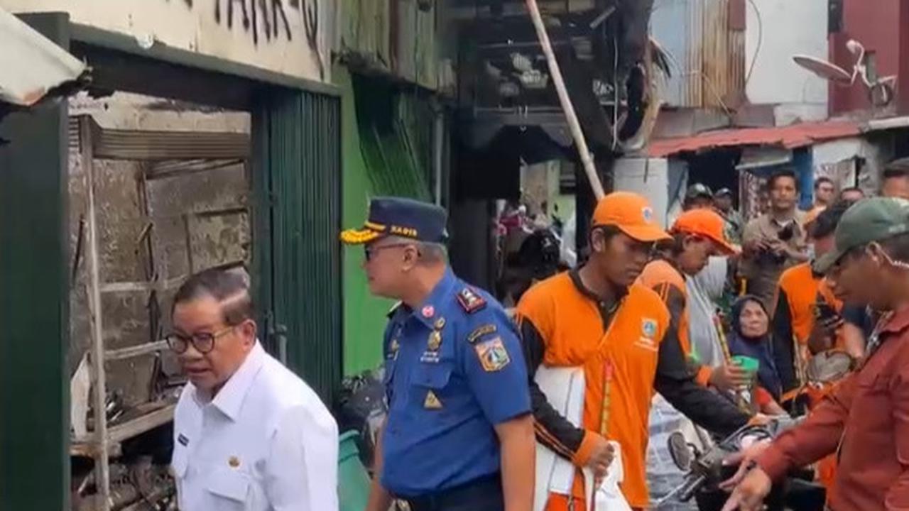 Tinjau Kebakaran di Tamansari, Pramono Anung Siap Dampingi Warga Urus Sertifikat