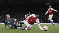 Arsenal harus puas bermain 0-0 kontra Sporting CP pada laga keempat Grup E Liga Europa, di Stadion Emirates, Kamis (8/11/2018). (AFP/Adrian Dennis)