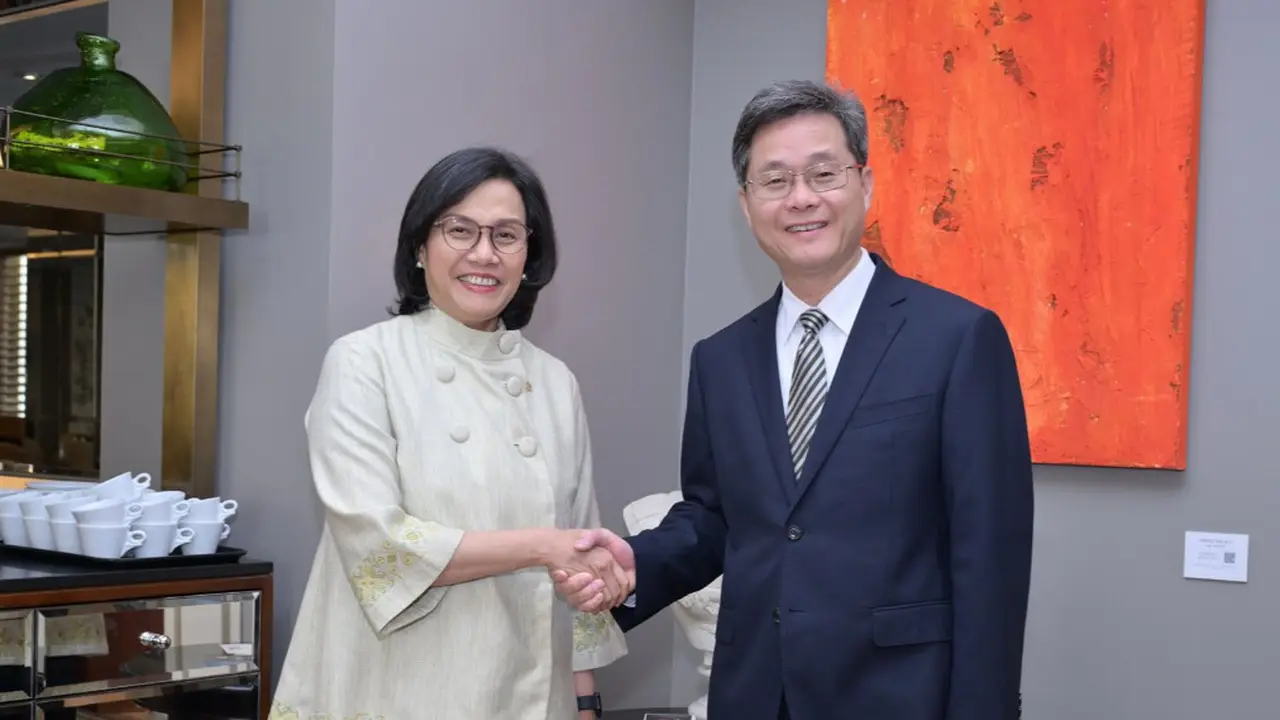 Menteri Keuangan Republik Indonesia (Menkeu) Sri Mulyani Indrawati bertemu dengan Menteri Keuangan Republik Rakyat Tiongkok (RRT) H.E. Lan Fo’an. (Foto: Kementerian Keuangan)