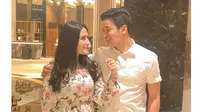 Berbeda 10 Tahun, Ini 6 Potret Cantik Angbeen Rishi Kekasih Adly Fairuz (sumber: Instagram.com/angbeenrishi)