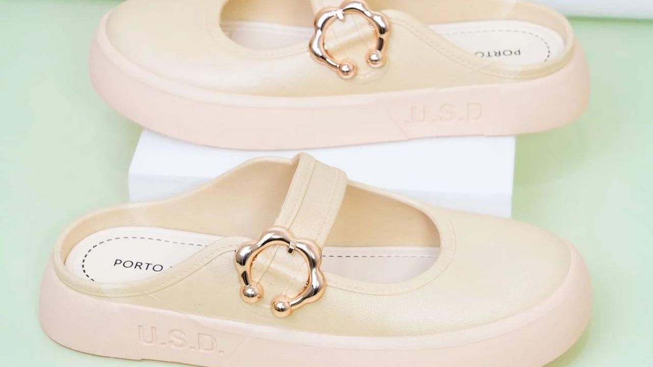 <b>5. Sepatu Sandal Selop</b><br>