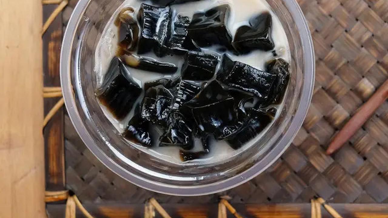 Resep Es Cincau Hitam untuk Ramadhan, Sajian yang Segar dan Menyehatkan untuk Berbuka