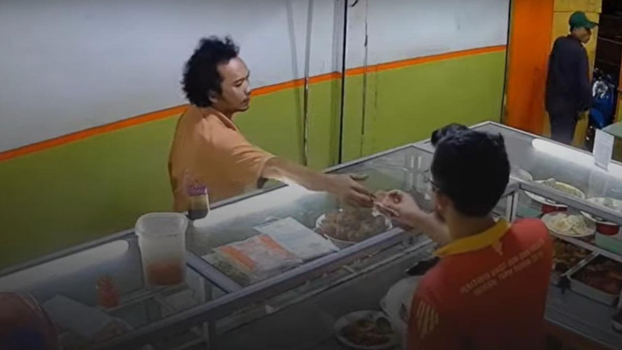 Viral Pria Berambut Kribo Bayar Suka-Suka di Warteg Tanah Abang, Akhirnya Diringkus Polisi