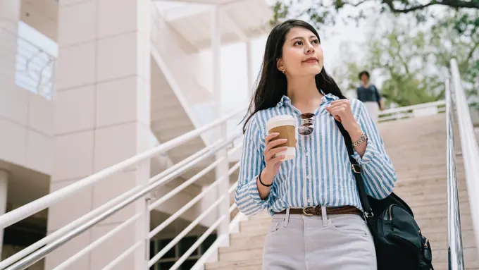 wanita juli umur 40 mental kuat