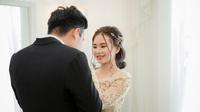 ilustrasi pernikahan bahagia/Photo by Hiển Nguyễn from Pexels